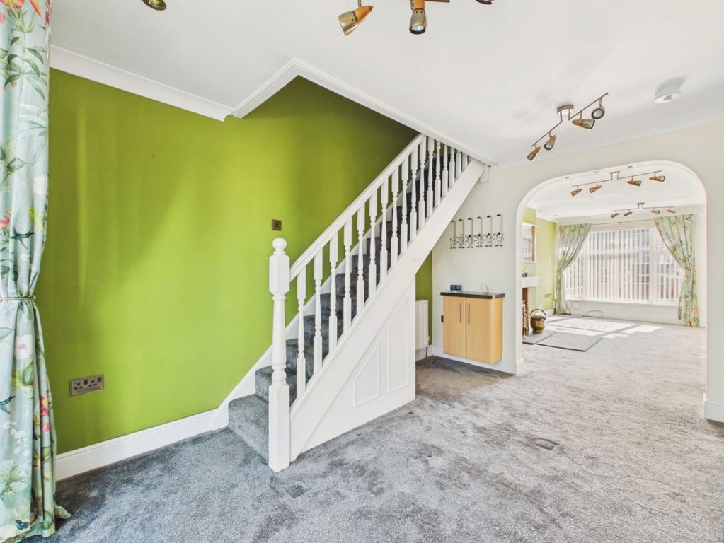 Property photo 2 of 20 4754944