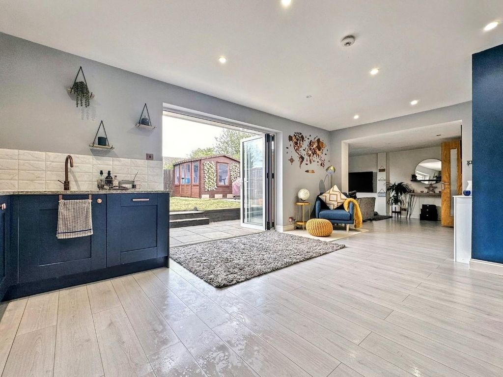 Property photo 2 of 20 Whatsapp Image 20250729 At 091622_Ffd1d9Bb.Jpg
