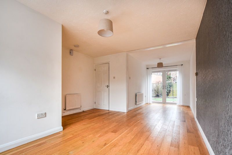 Property photo 3 of 17 Photo 5