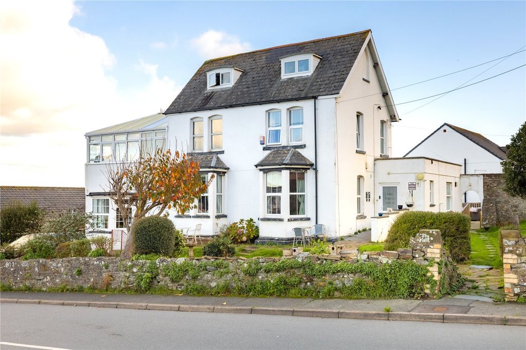 Property photo 1 of 34 Picture No. 35