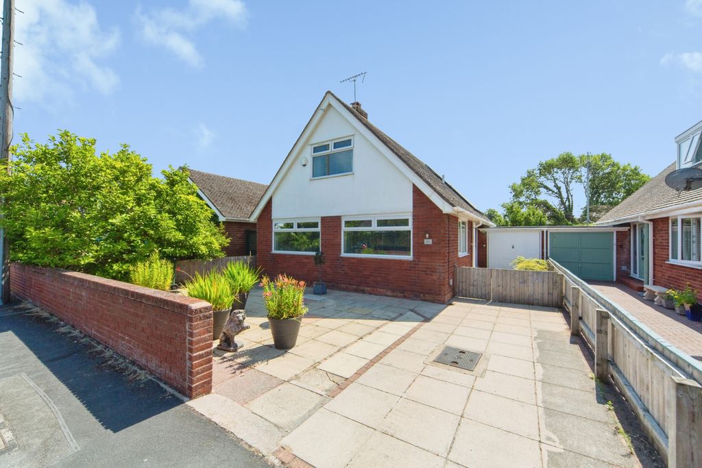 Property photo 1 of 26