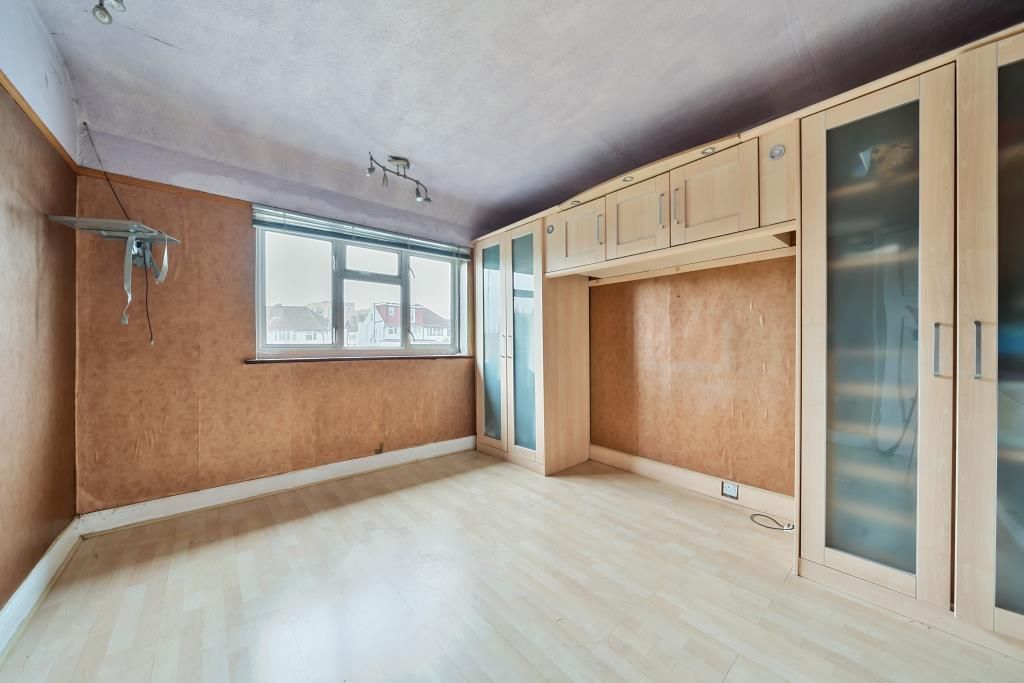 Property photo 3 of 20 Bedroom