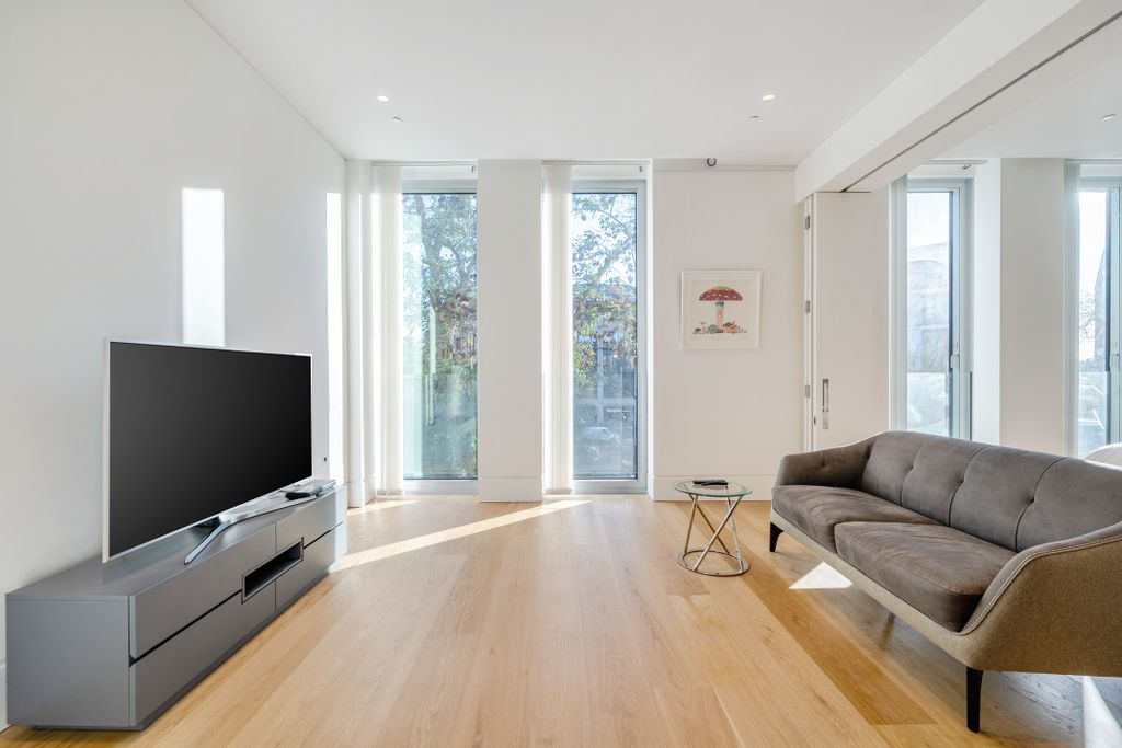 Property photo 2 of 14 Living Room