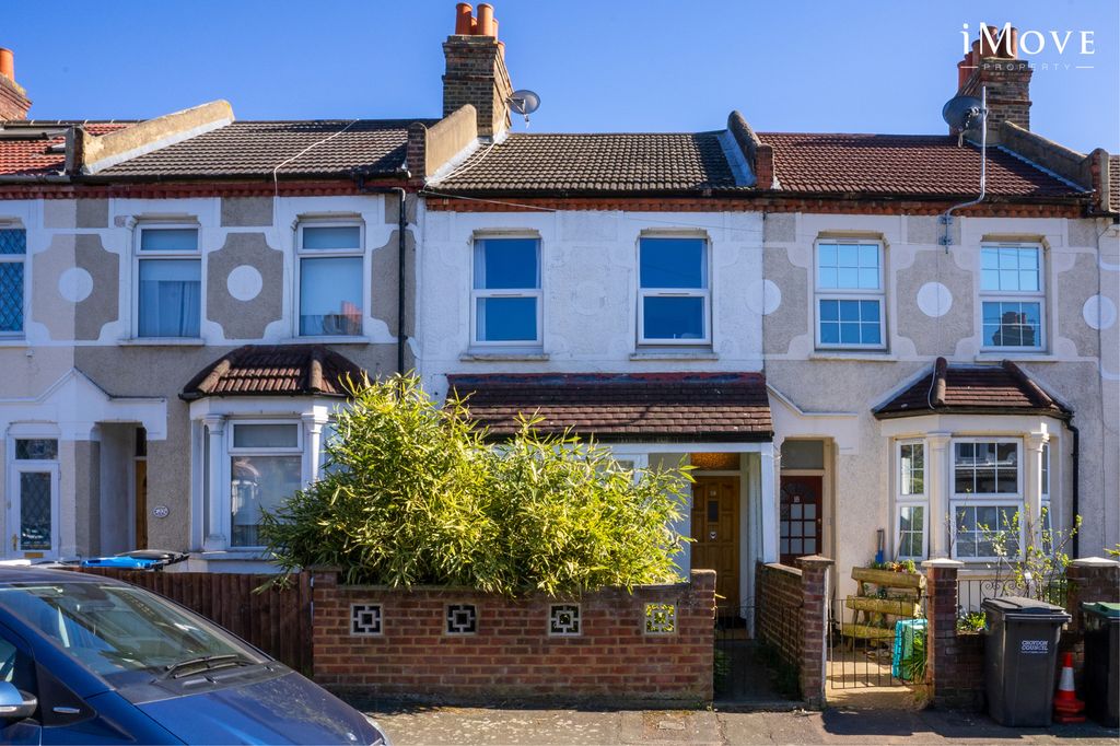 Property photo 1 of 17