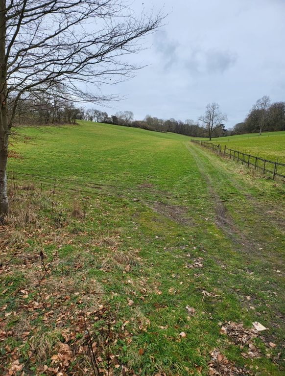 Property photo 3 of 4