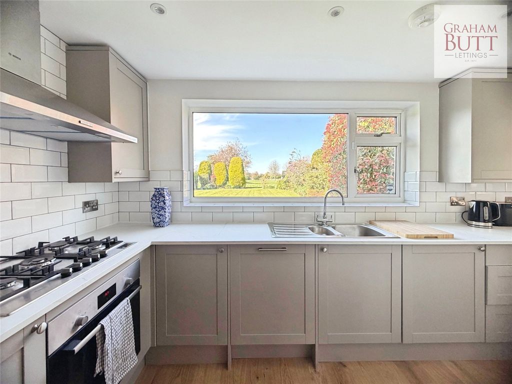 Additional image 8 of 3 bed detached house to rentEast Drive, Angmering, Littlehampton, West Sussex BN16