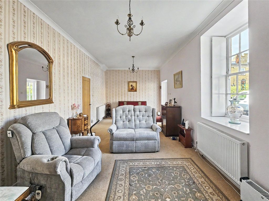 Property photo 3 of 19 Picture No. 14