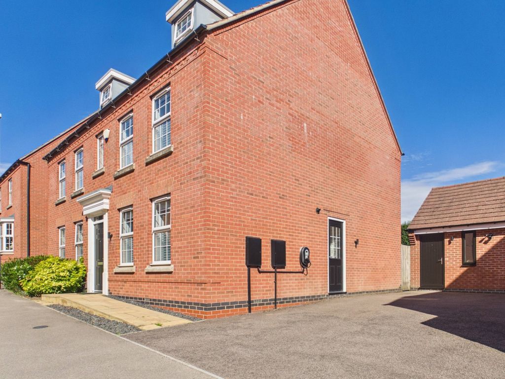 Property photo 2 of 49 Cam03293G0-Pr0288-Still006