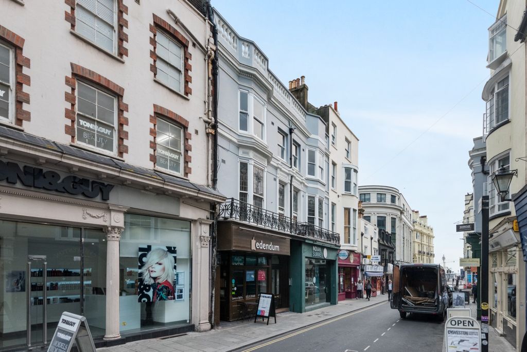 Property photo 1 of 17 4265200