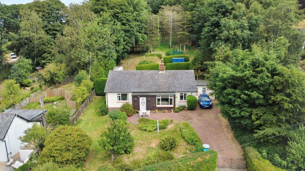 Property photo 1 of 23 Photo 6