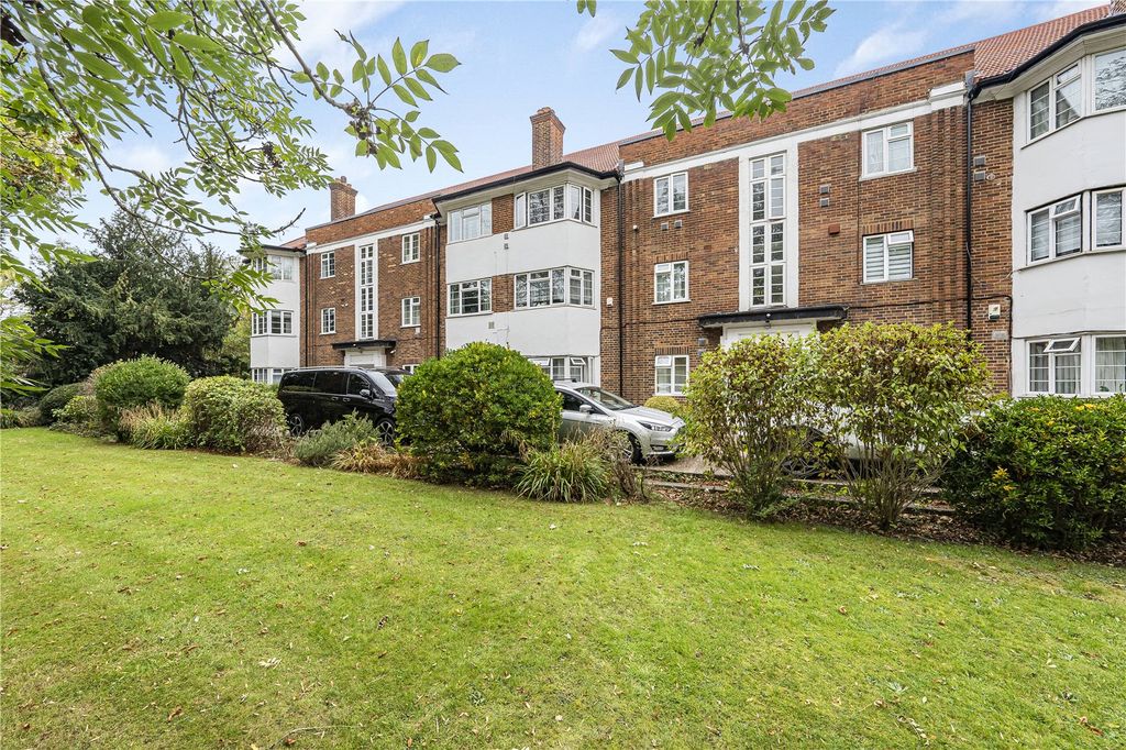 Property photo 1 of 8 Picture No. 11