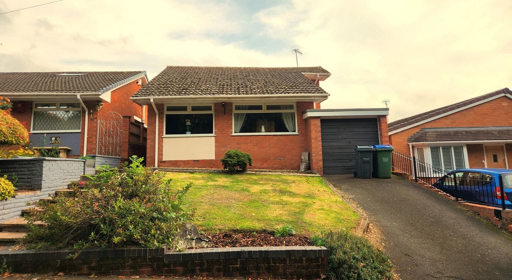 Property photo 1 of 16