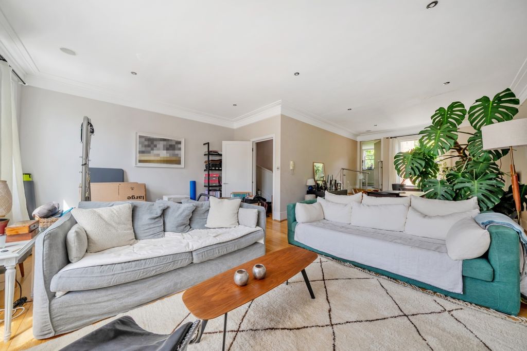 Property photo 1 of 15 Living Room