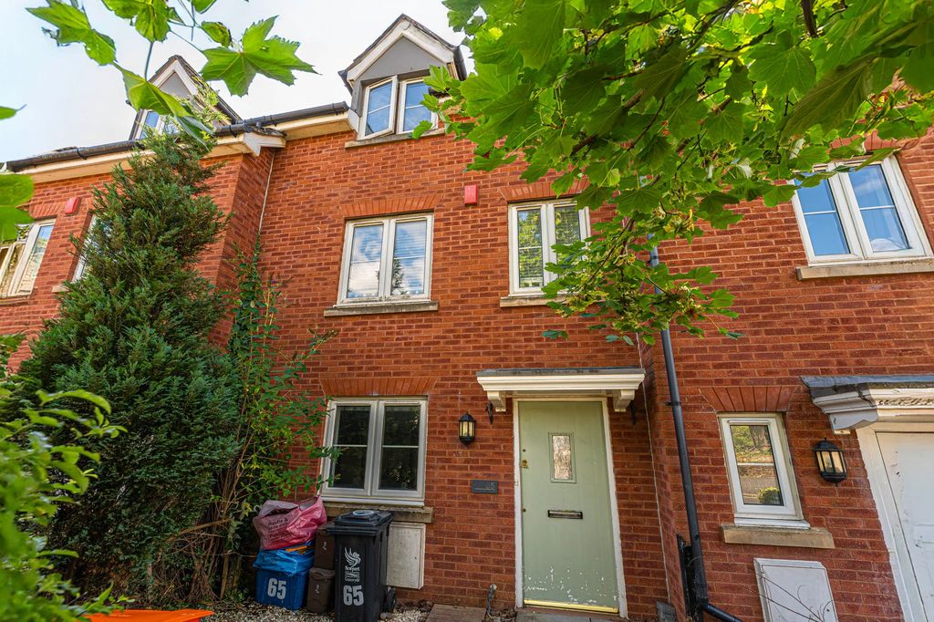 Property photo 1 of 38