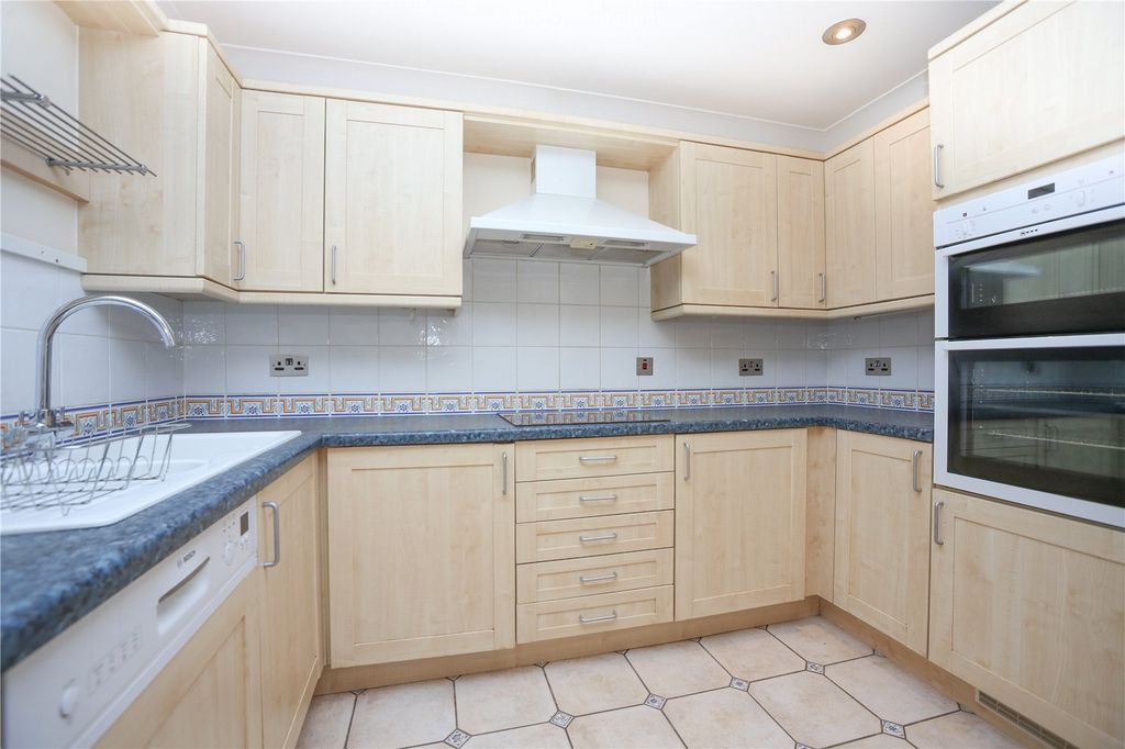 Property photo 1 of 19 Picture No. 51