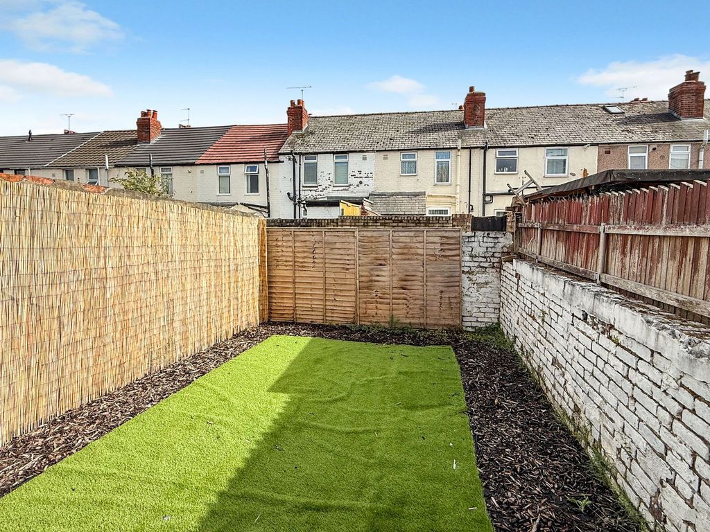 Property photo 2 of 11