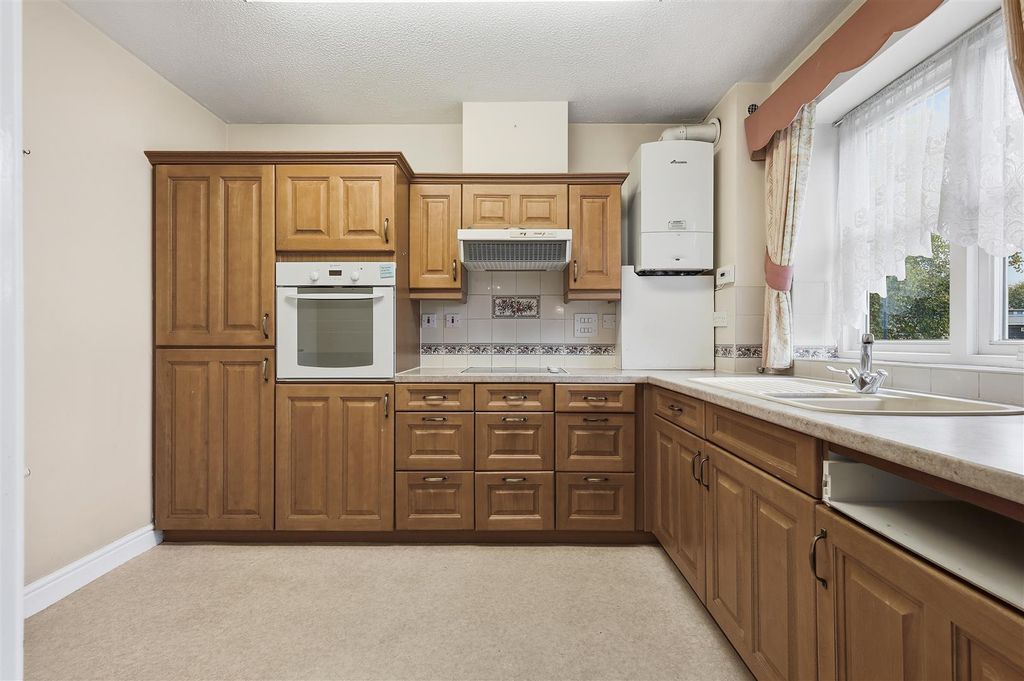 Property photo 2 of 17 Img_9823.Jpg