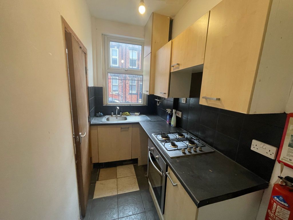 Property photo 3 of 6