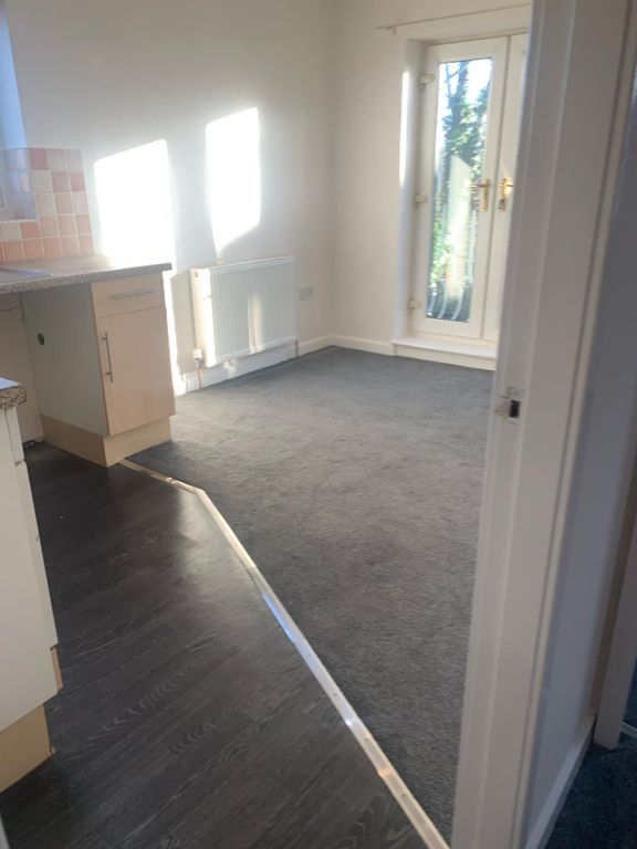 Property photo 2 of 9 Gallery