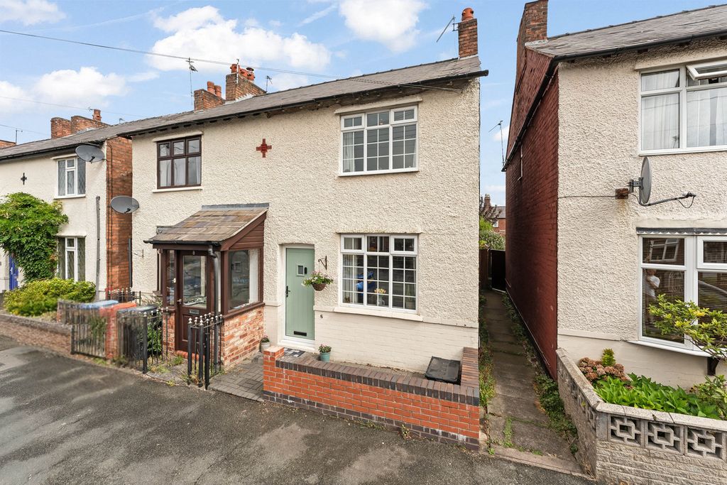 Property photo 1 of 25