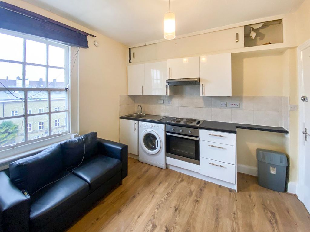 Property photo 2 of 8