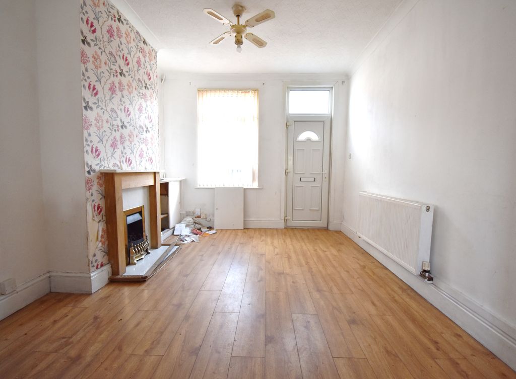 Property photo 3 of 8 Dsc_0604