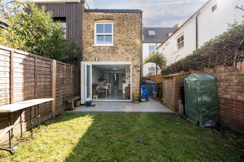 Property photo 3 of 17 Photo 11