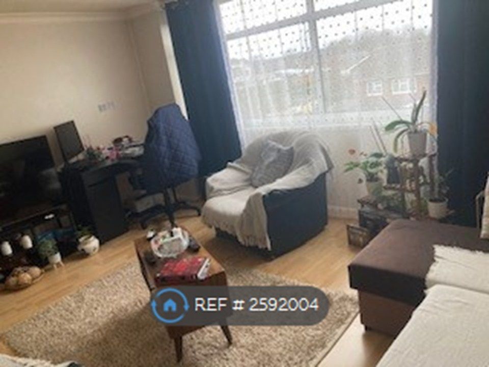 Property photo 1 of 9 Lounge A