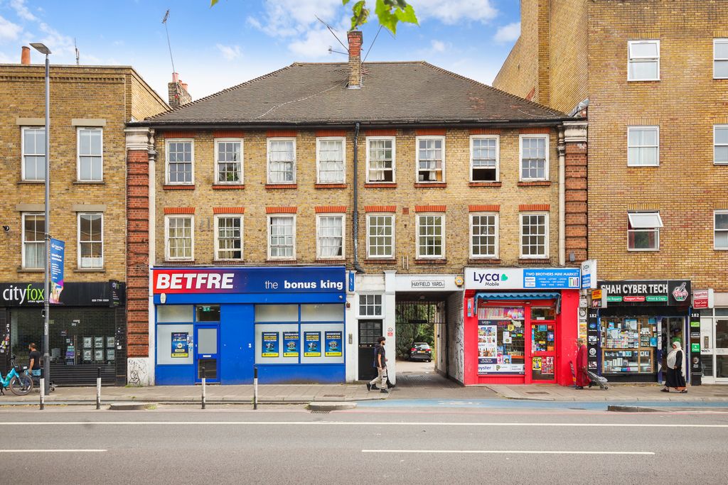 Property photo 1 of 8 Picture No. 16