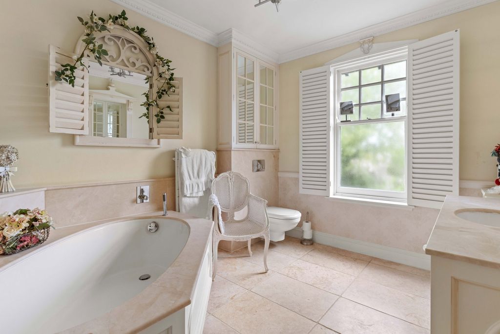 Additional image 42 of 6 bed detached house for saleGreenway, Hutton Mount, Brentwood CM13