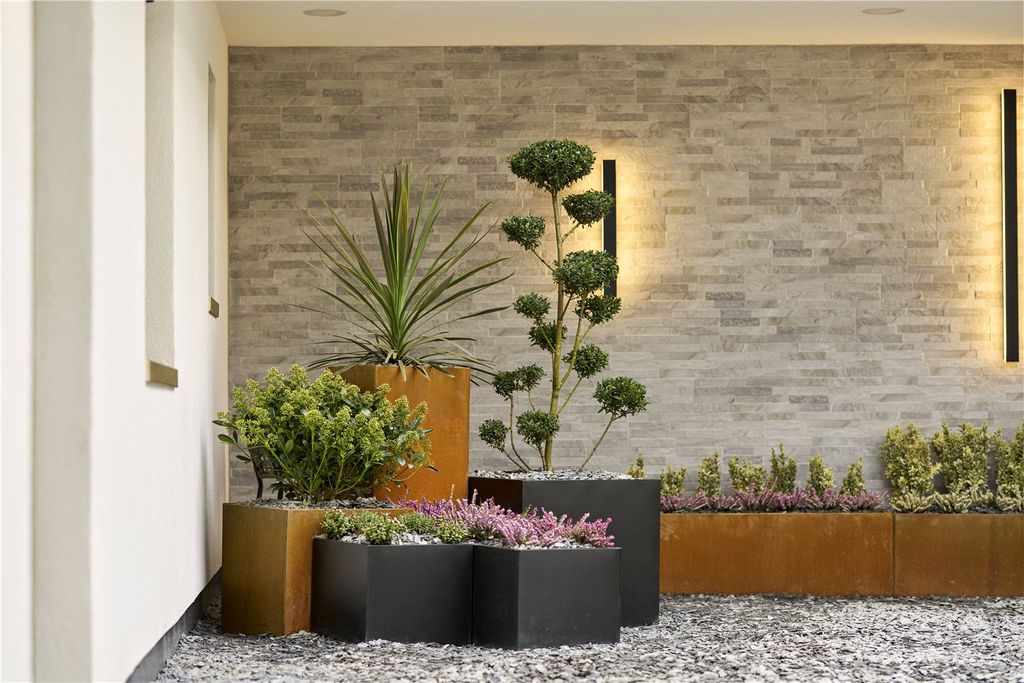 Property photo 1 of 15 Picture 1