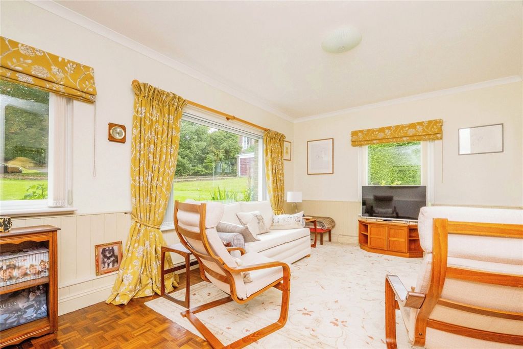 Property photo 1 of 15 Photography
