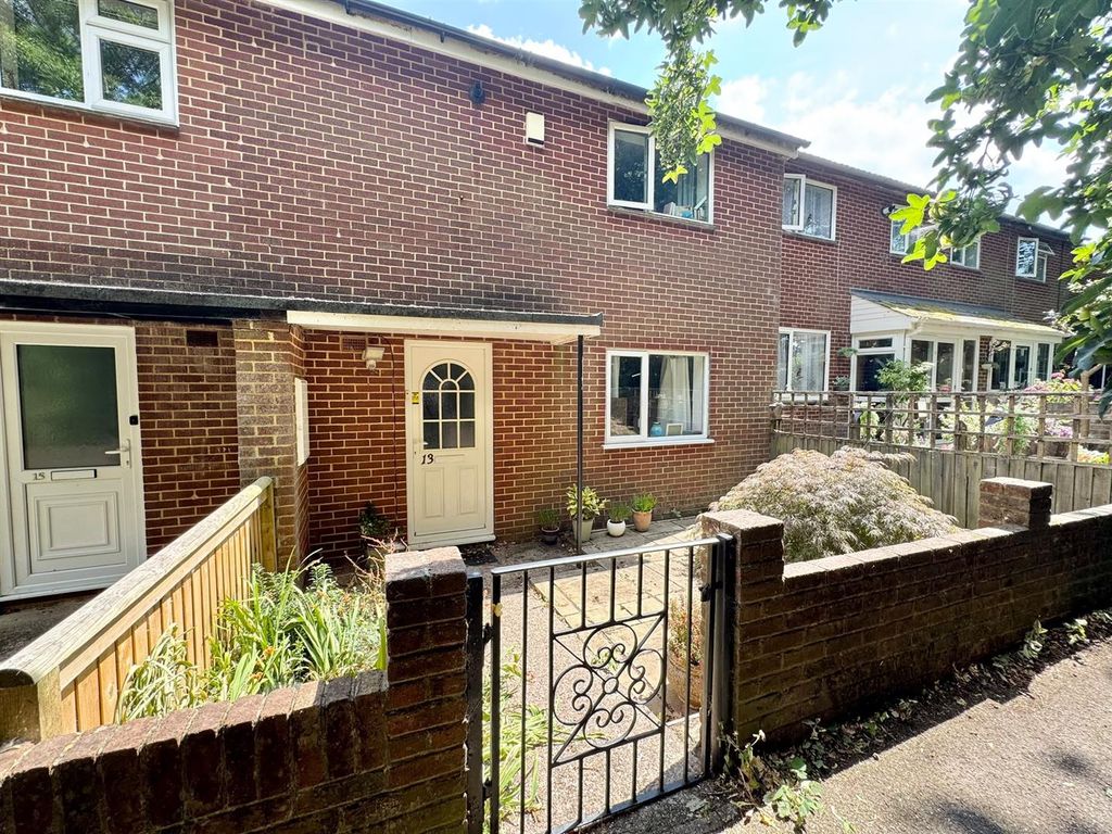 Property photo 1 of 11