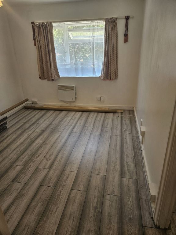 Property photo 2 of 4