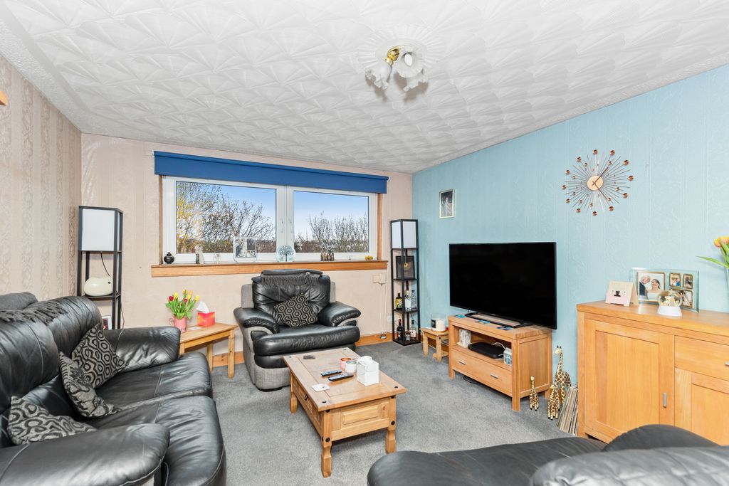 Property photo 2 of 14 Property Image 2