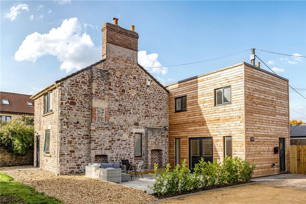 Property photo 1 of 12 Picture No. 01