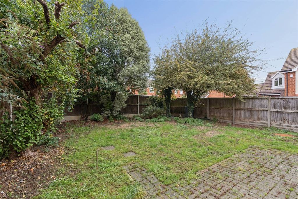 Property photo 2 of 16