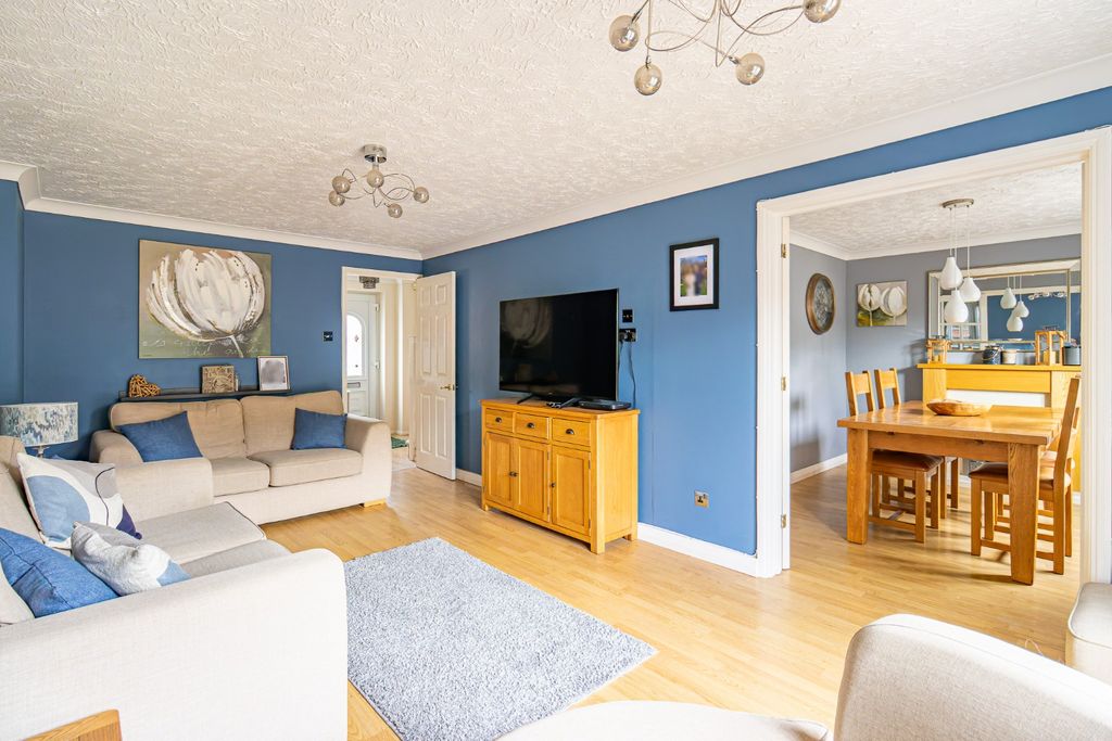 Property photo 3 of 28 5350234