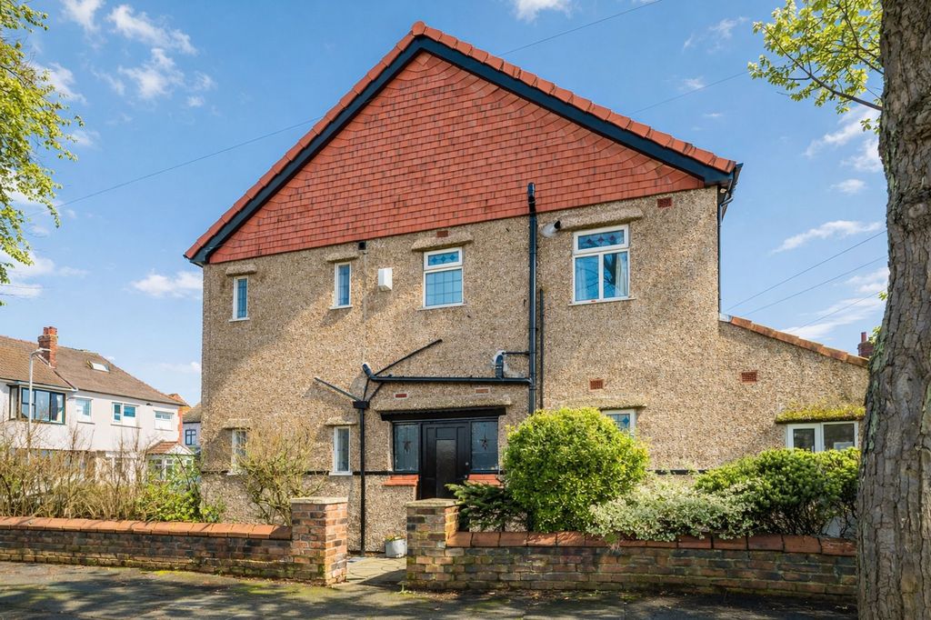 Property photo 1 of 27