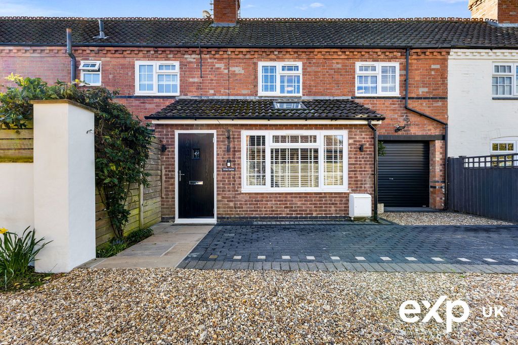 Property photo 1 of 29