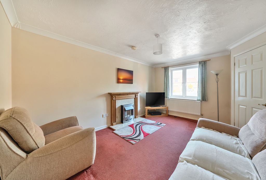 Property photo 2 of 15 1335671-1-68933Cb...