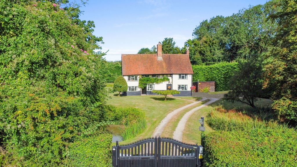 Property photo 2 of 33