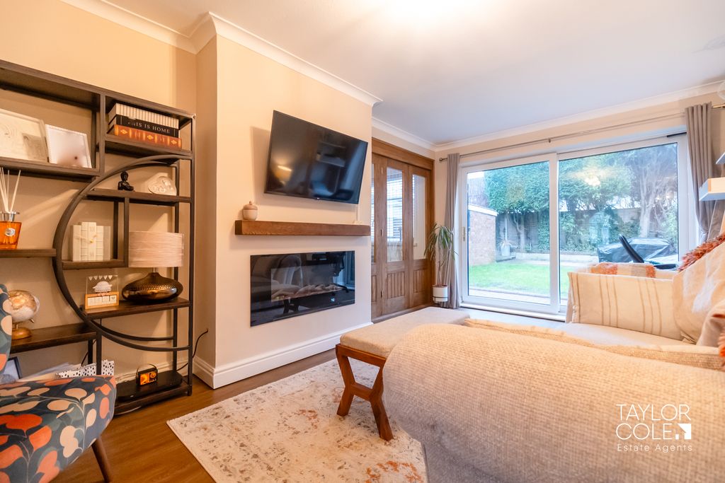 Property photo 3 of 29