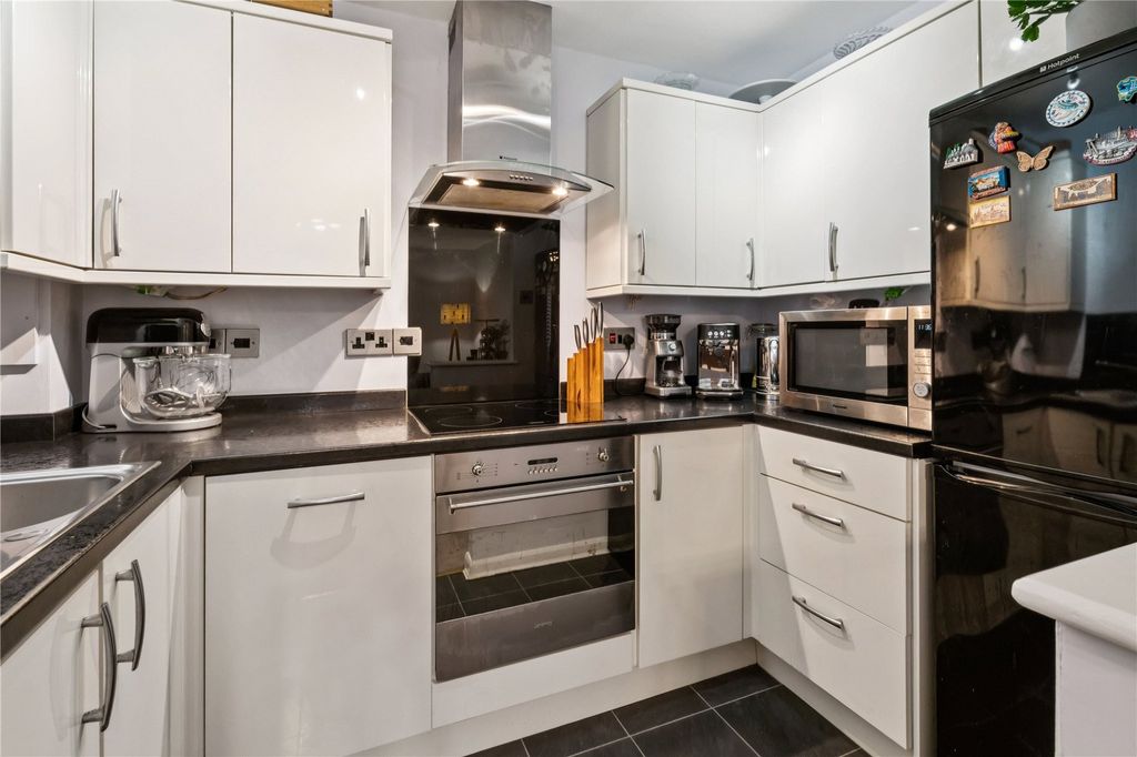 Property photo 2 of 7 Picture No. 19