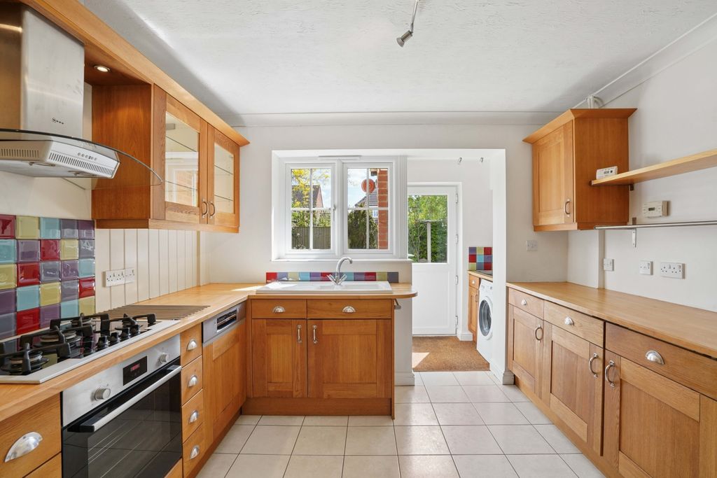 Property photo 3 of 20