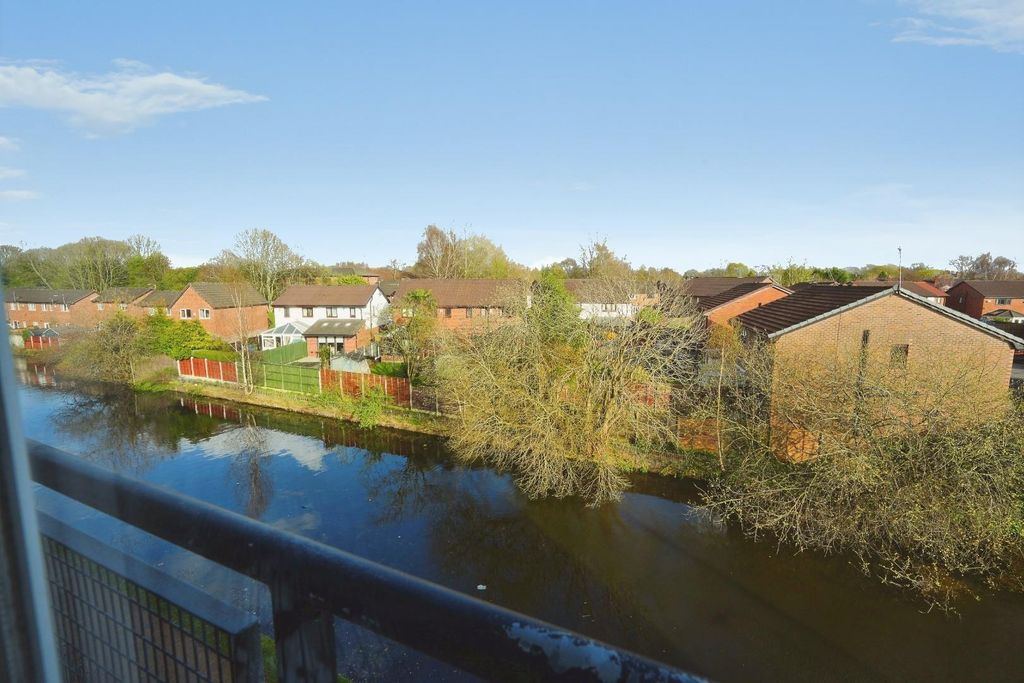 Property photo 2 of 13 11498428-Dsc00494.Jpg