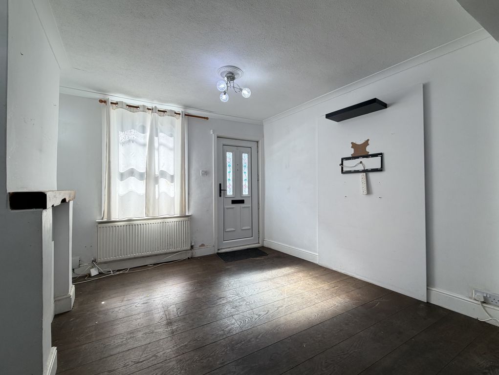 Property photo 3 of 14 Img_0279