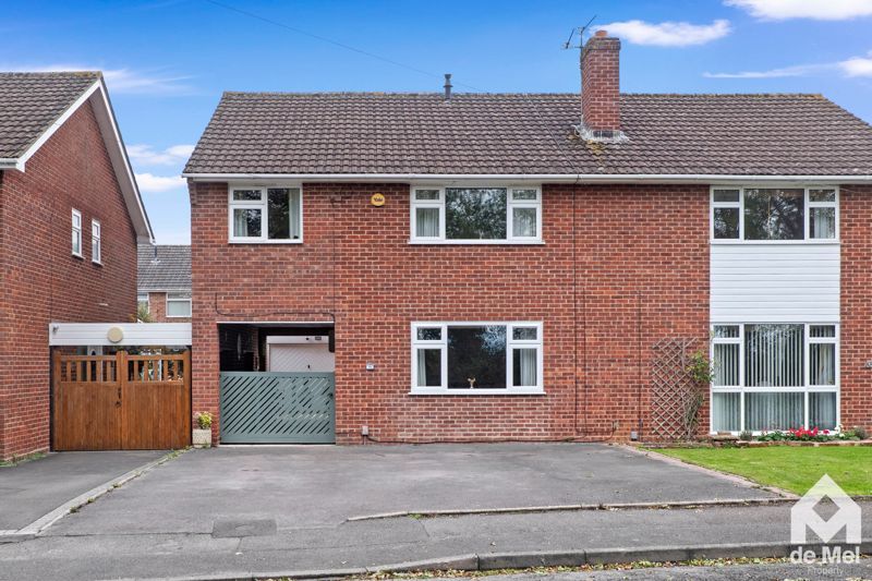 Property photo 1 of 12 Photo 14