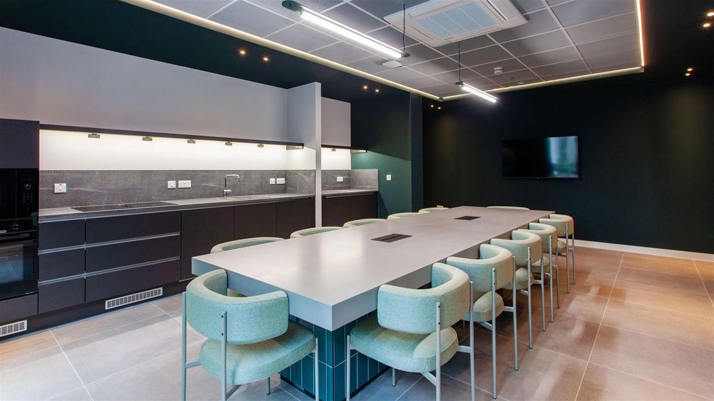 Property photo 1 of 25