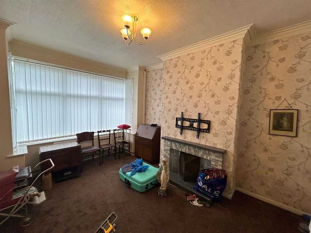 Property photo 2 of 8 Sitting Room.Jpg